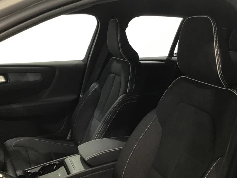 Volvo XC40 Recharge Single Extended Plus Auto