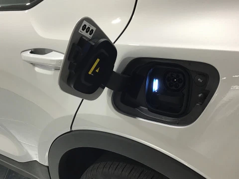 Volvo XC40 Recharge Single Extended Plus Auto