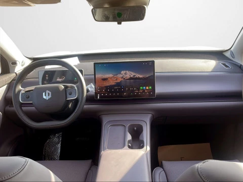 Leapmotor C10 C10 REEV 28.4 kWh Design Auto