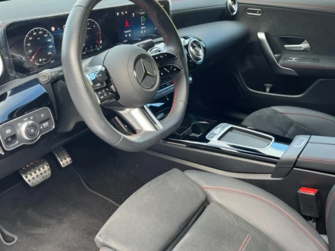 Mercedes-Benz Clase CLA  220 d Coupé