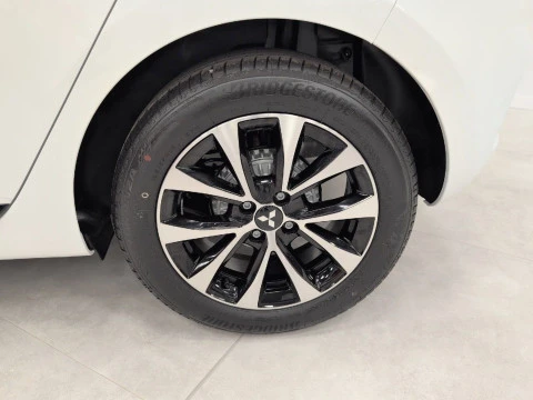 Mitsubishi Colt 100T Motion