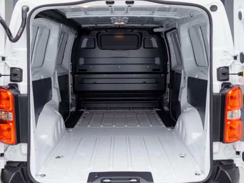 Peugeot e-Expert e-Expert 100kW Batería 50kWh Long