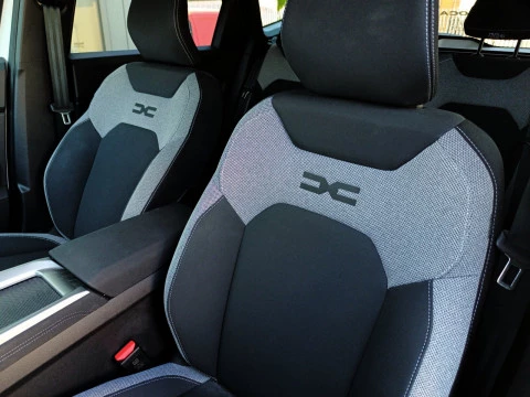 Dacia Bigster JOURNEY HYBRID 155