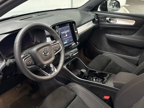 Volvo XC40 XC40 B3 PLUS BLACK EDITION