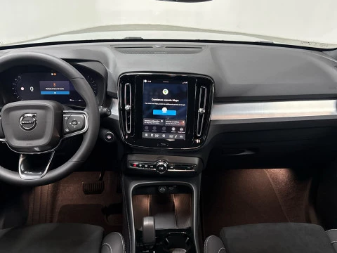 Volvo XC40 XC40 B3 PLUS BLACK EDITION