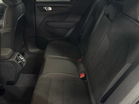 Volvo XC40 XC40 B3 PLUS BLACK EDITION