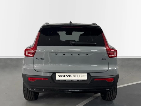 Volvo XC40 XC40 B3 PLUS BLACK EDITION
