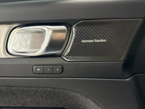 Volvo XC40 XC40 B3 PLUS BLACK EDITION