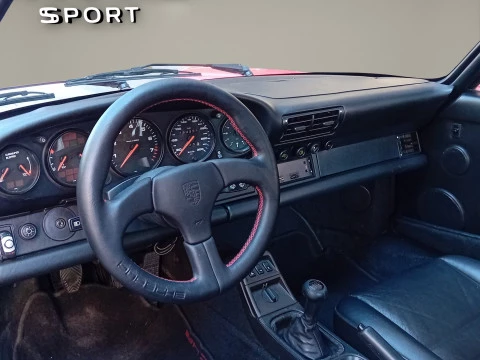 Porsche 911 Carrera 4