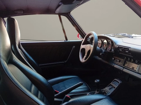 Porsche 911 Carrera 4