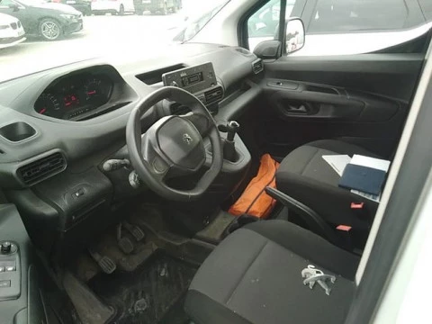 Peugeot Partner Pro Standard 600kg BlueHDi 73kW