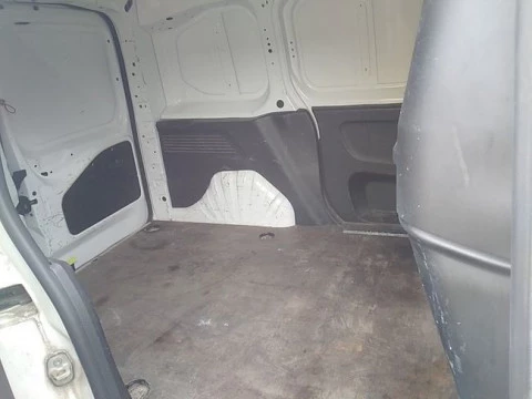 Peugeot Partner Pro Standard 600kg BlueHDi 73kW