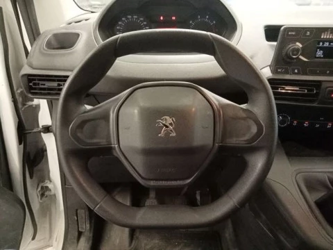 Peugeot Partner Pro Standard 600kg BlueHDi 73kW