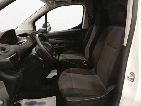 Peugeot Partner Pro Standard 600kg BlueHDi 73kW