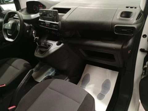 Peugeot Partner Pro Standard 600kg BlueHDi 73kW