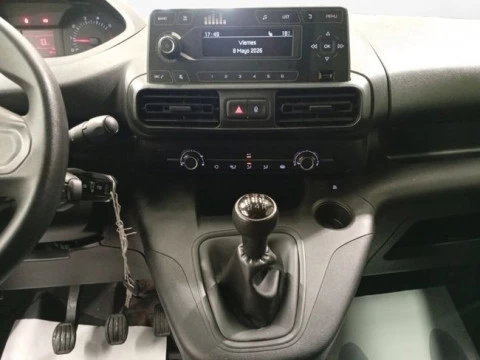 Peugeot Partner Pro Standard 600kg BlueHDi 73kW