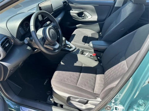 Toyota Yaris ACTIVE PLUS