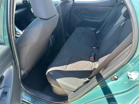 Toyota Yaris ACTIVE PLUS