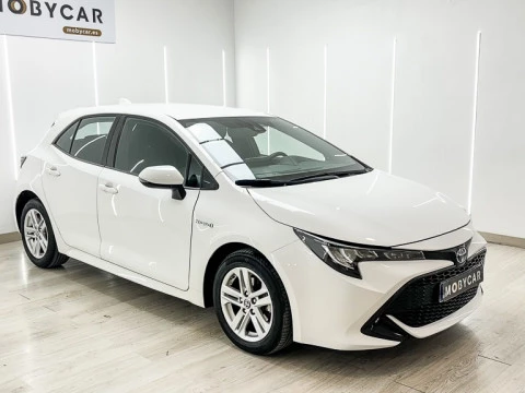 Toyota Corolla 1.8 125H ACTIVE TECH E-CVT