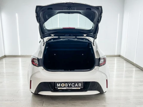 Toyota Corolla 1.8 125H ACTIVE TECH E-CVT