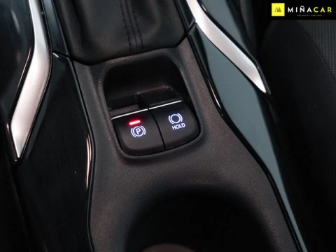 Toyota Corolla 1.8 125 Hibrido Active Tech E-CVT Sedan 90 kW (122 CV)