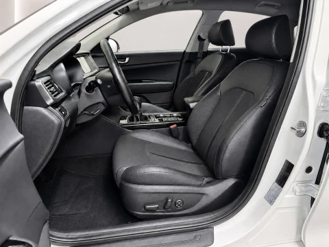 Kia Optima 1.7 CRDi 136CV Drive