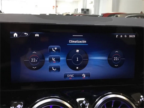 Mercedes-Benz GLA 200 D