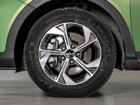 Kia XCeed 1.5 MHEV iMT Drive 118kW (160CV)