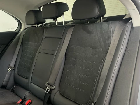 Mercedes-Benz Clase C 220 d Berlina