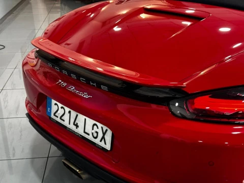 Porsche 718 Boxster 300cv