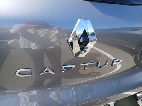 Renault Captur Zen TCe 140CV GPF Micro Híbrido