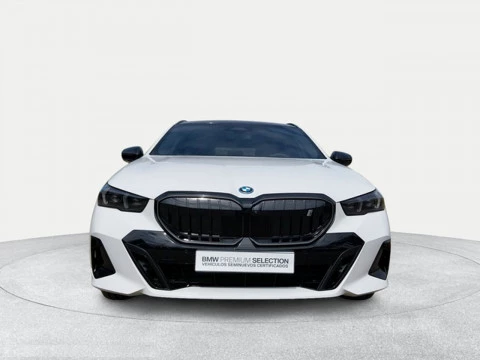 BMW i5 eDrive40