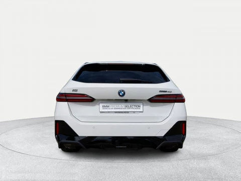 BMW i5 eDrive40