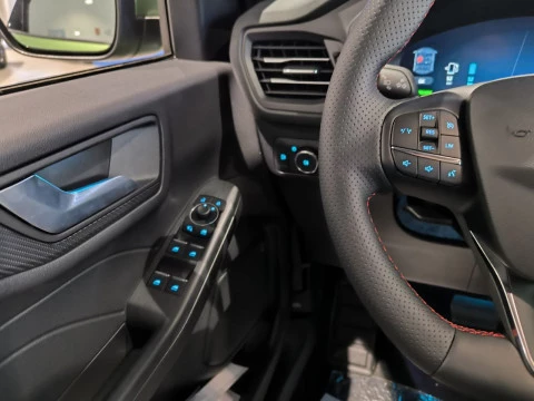 Ford Kuga Active X 2.5 Duratec FHEV 132kW Auto