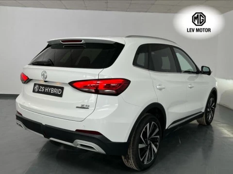 MG ZS Hybrid+ Luxury