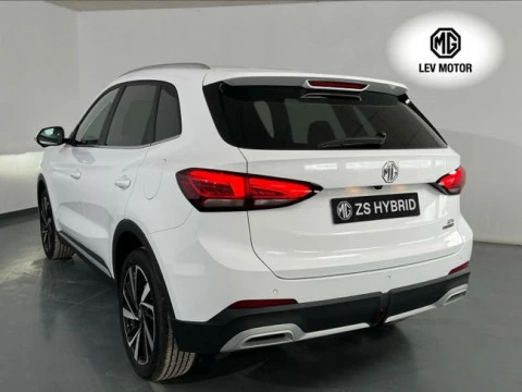 MG ZS Hybrid+ Luxury