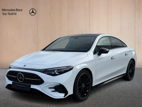 Mercedes-Benz CLA  180 con tecnologia hibrida
