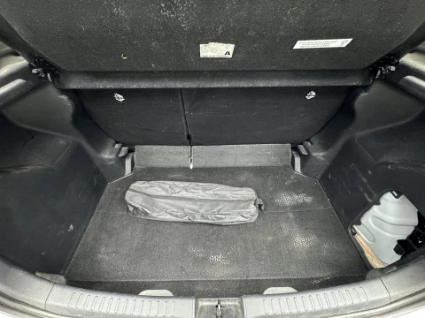 Toyota Yaris 1.5 120H Business Plus