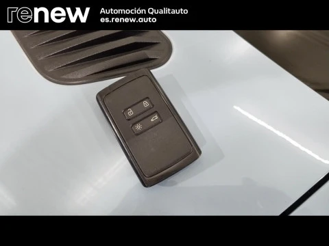 Renault 4 E-Tech   Iconiq autonomia confort 110kW