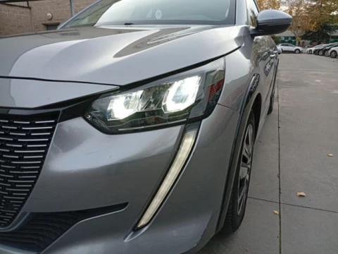 Peugeot e-208 Eléctrico Active