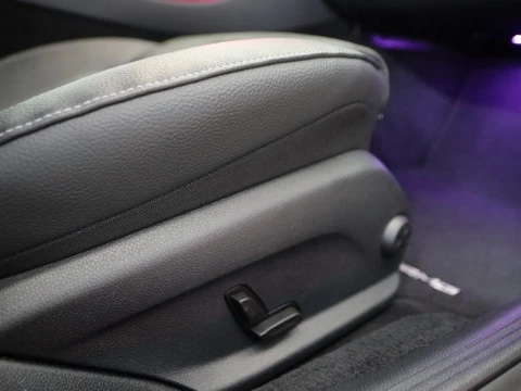 Mercedes-Benz E-CLASS CLASE E 300 DE AUTO 5P AMG