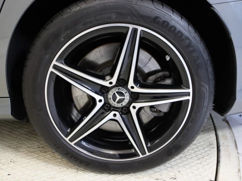 Mercedes-Benz E-CLASS CLASE E 300 DE AUTO 5P AMG