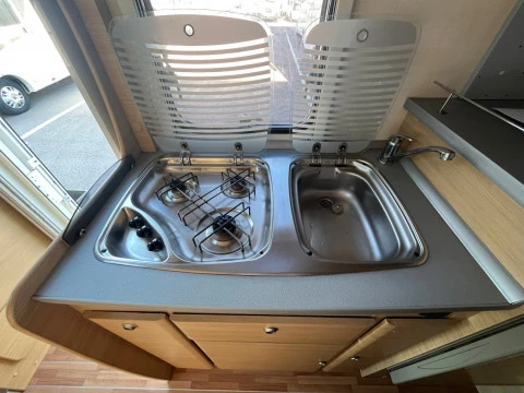 ROLLER TEAM GARAGE GARAGE P