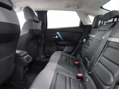 Citroën ë-C4 eC4 electrico 100kW 50kWh Shine