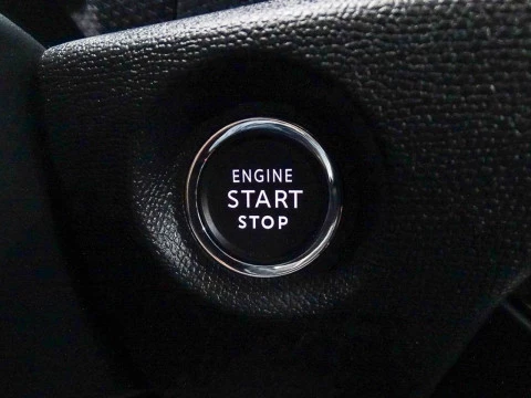 Citroën ë-C4 eC4 electrico 100kW 50kWh Shine