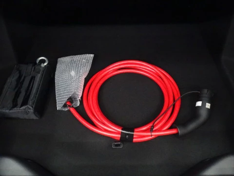 Citroën ë-C4 eC4 electrico 100kW 50kWh Shine