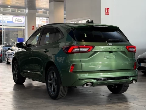 Ford Kuga ST-Line 2.5 Duratec PHEV 178kW Auto
