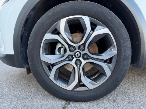 Renault Captur  E-TECH Hibrido Enchufable Fast Track 117kW