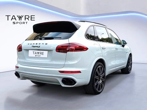 Porsche Cayenne S E-hybrid