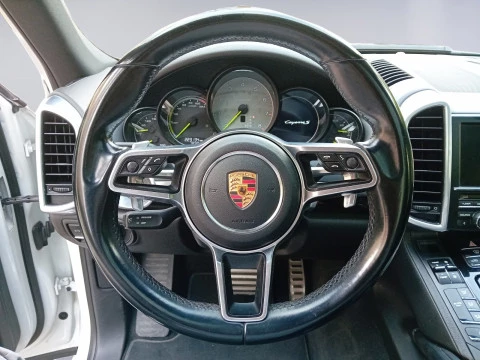 Porsche Cayenne S E-hybrid